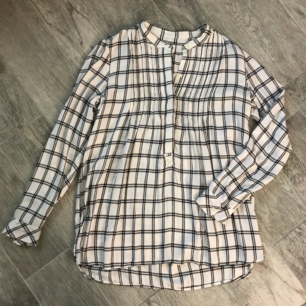 GAP Plaid Pintuck Long Sleeve Shirt